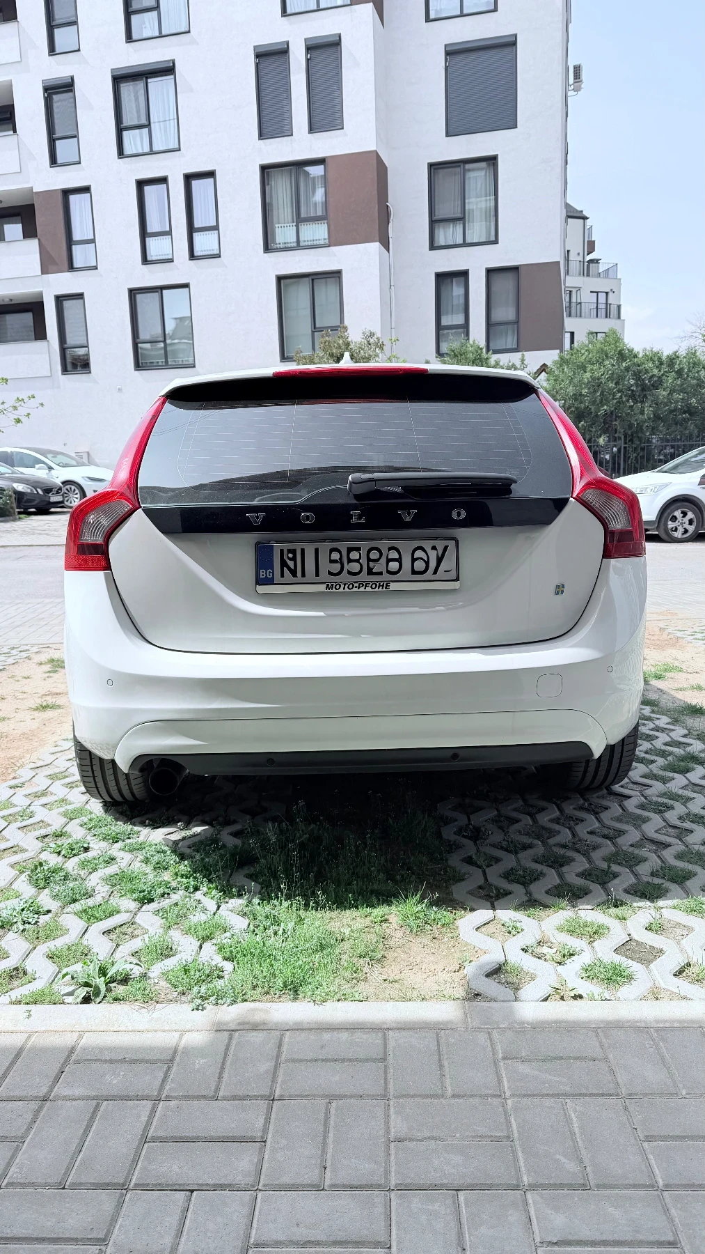 Volvo V60, снимка 7 - Автомобили и джипове - 54180482