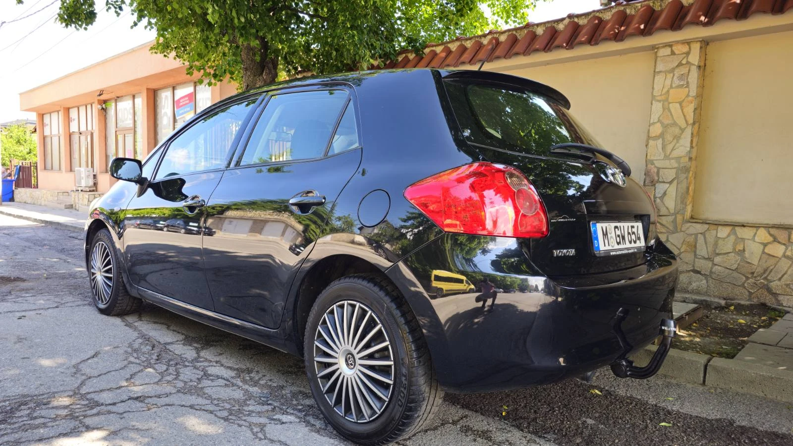 Toyota Auris 1.6, снимка 6 - Автомобили и джипове - 55244684