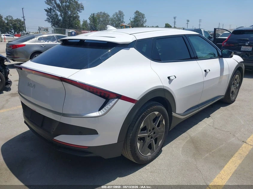 Kia EV6 Light Rwd, снимка 4 - Автомобили и джипове - 55265372