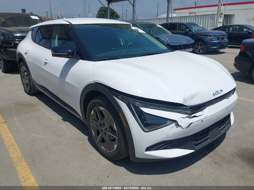 Kia EV6 Light Rwd, снимка 2 - Автомобили и джипове - 55265372