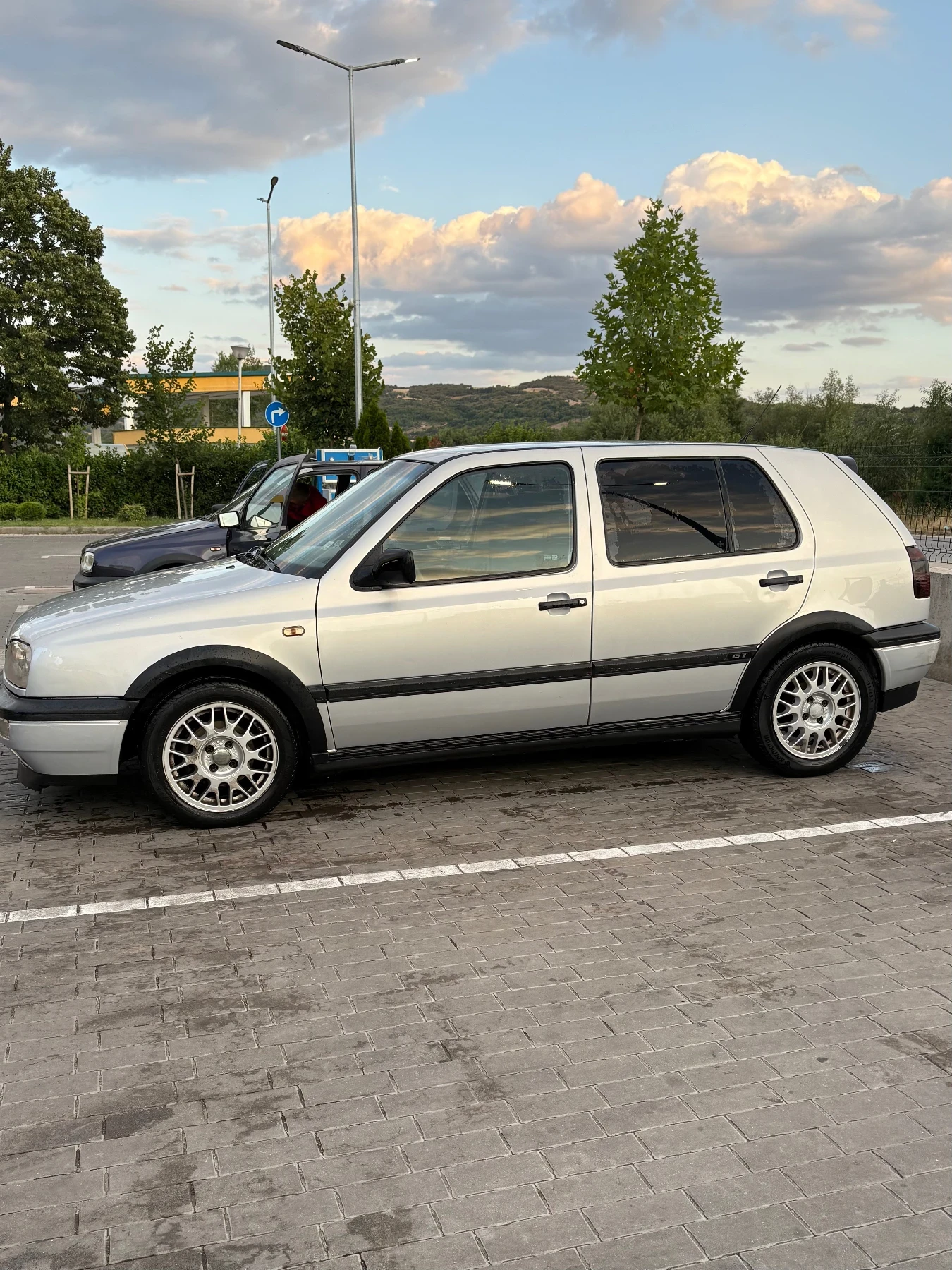 VW Golf Kolata e v top sastoqanie