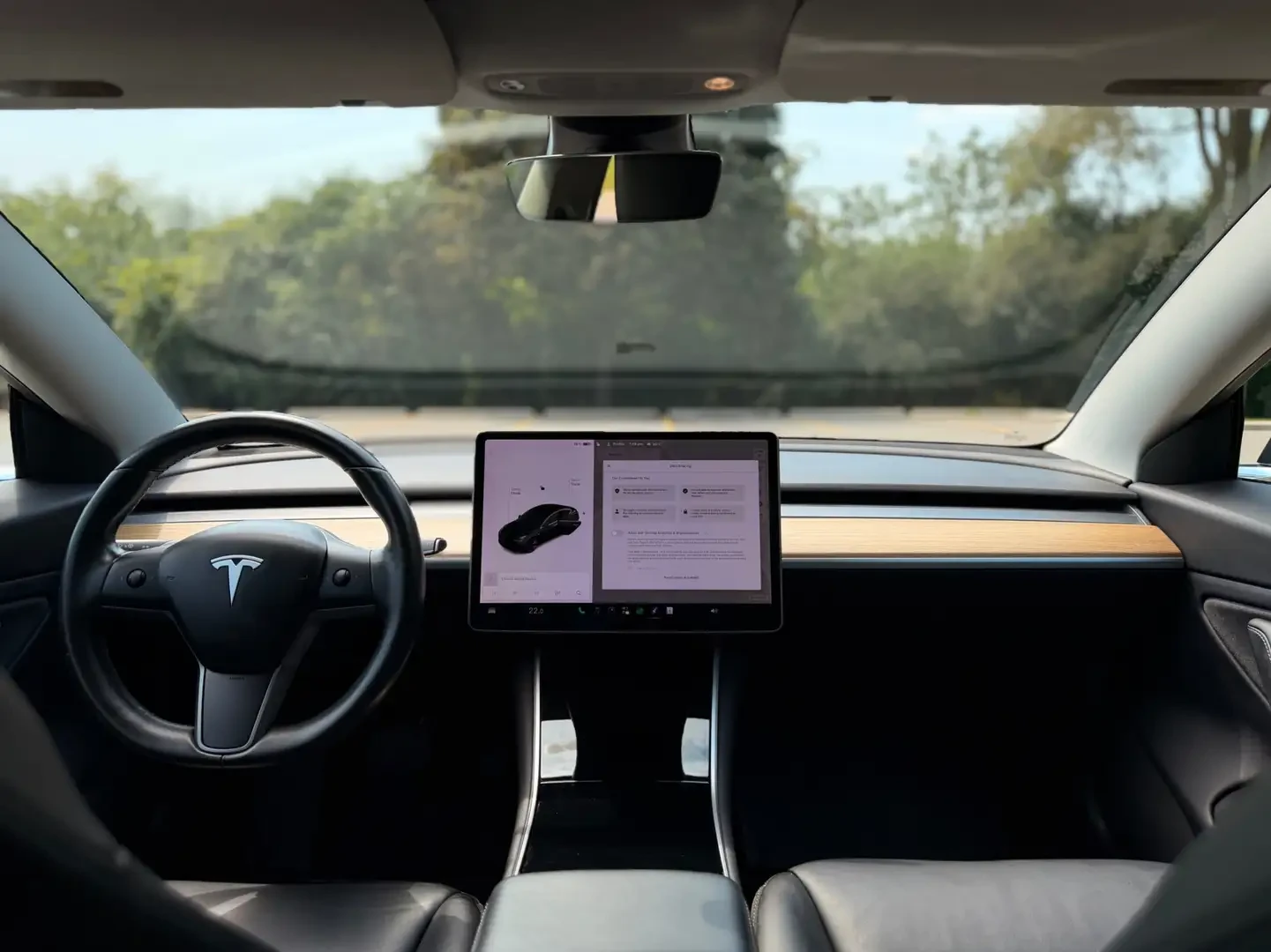 Tesla Model 3 Distronic* 360* pano* подгреви* , снимка 15 - Автомобили и джипове - 55886498