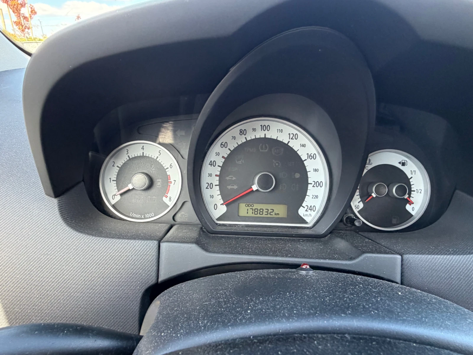 Kia Ceed Топ състояние , снимка 12 - Автомобили и джипове - 56315808