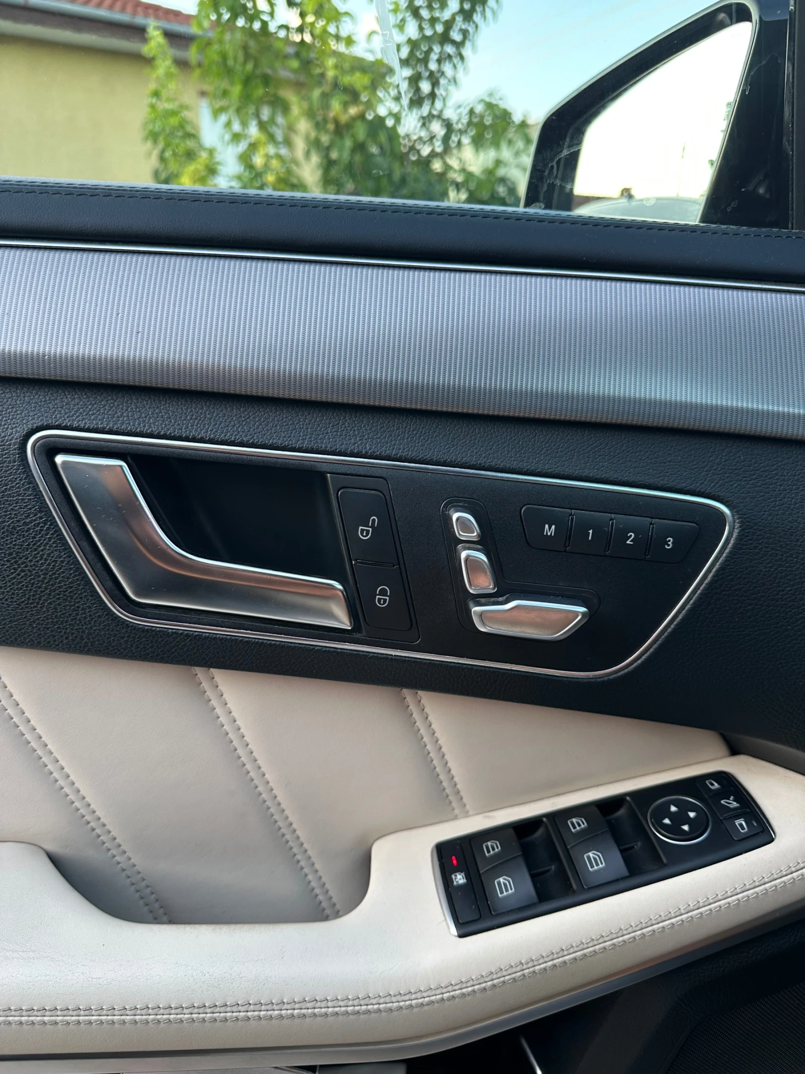Mercedes-Benz E 350 E350 4matic 7G 258hp, снимка 12 - Автомобили и джипове - 56438364