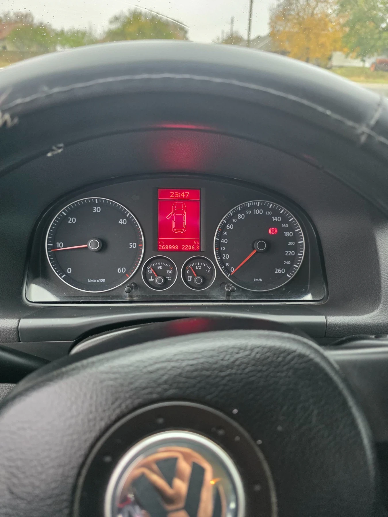 VW Touran, снимка 14 - Автомобили и джипове - 56712754