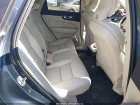 Volvo XC60 * B5* PLUS* DARK* ПАНО* KEYLESS* Camera* ПОДГРЕВ* , снимка 12
