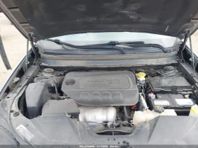 Jeep Cherokee 2.4L I-4 VVT, 180HP Front Wheel Drive, снимка 15