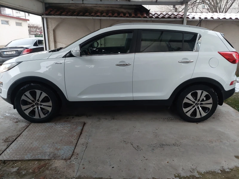 Kia Sportage 4&#215;4 FUL FUL 183КС., снимка 2 - Автомобили и джипове - 48654517