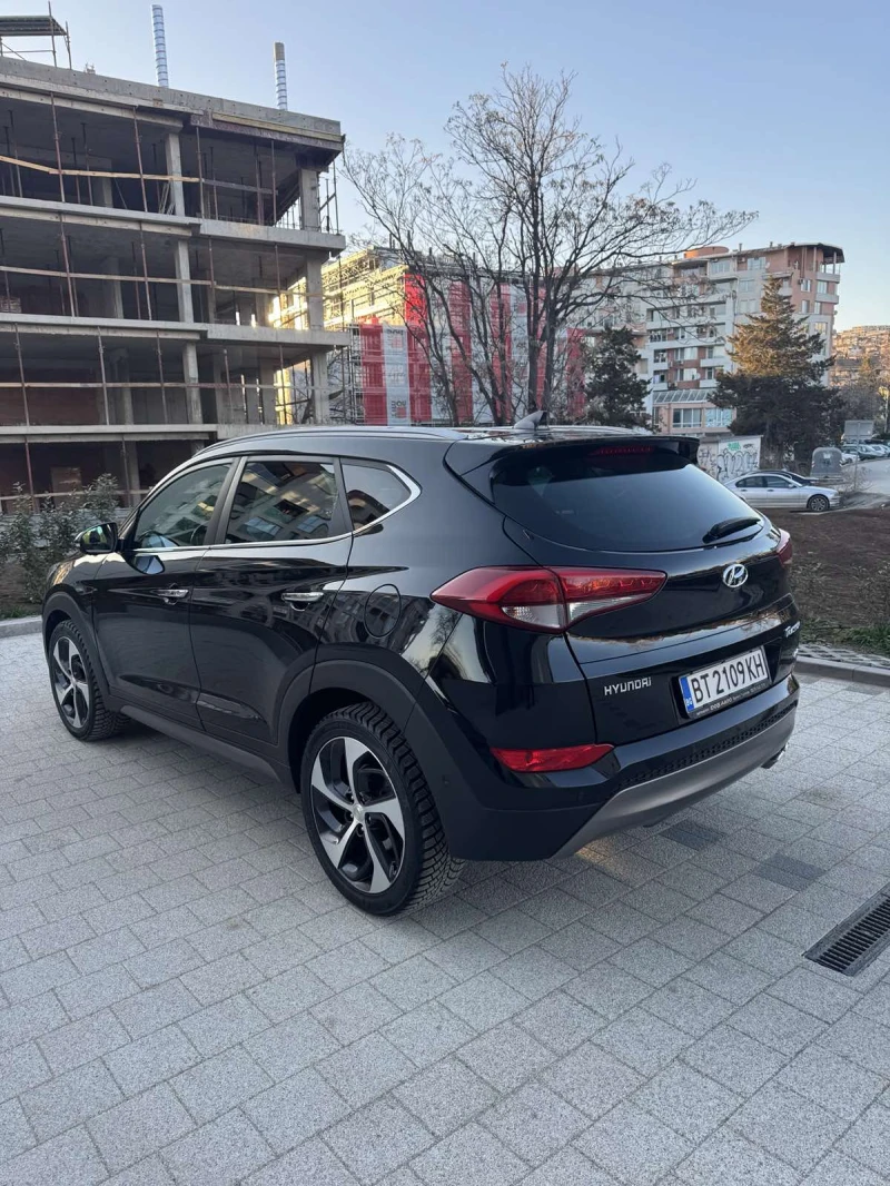 Hyundai Tucson, снимка 6 - Автомобили и джипове - 49435963