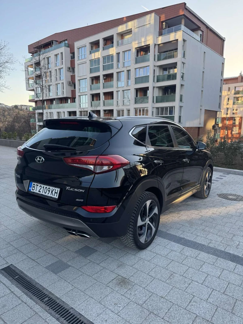 Hyundai Tucson, снимка 2 - Автомобили и джипове - 49435963