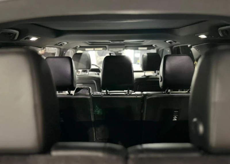 Land Rover Discovery HSE * * 7 МЕСТА * * CARFAX * * АВТО КРЕДИТ * * , снимка 15 - Автомобили и джипове - 52787465