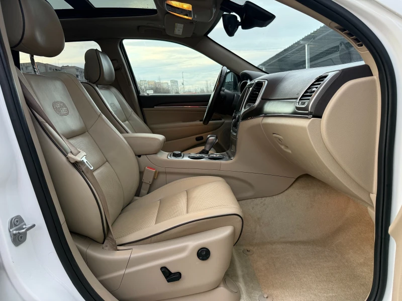 Jeep Grand cherokee OVERLAND, снимка 8 - Автомобили и джипове - 53274491