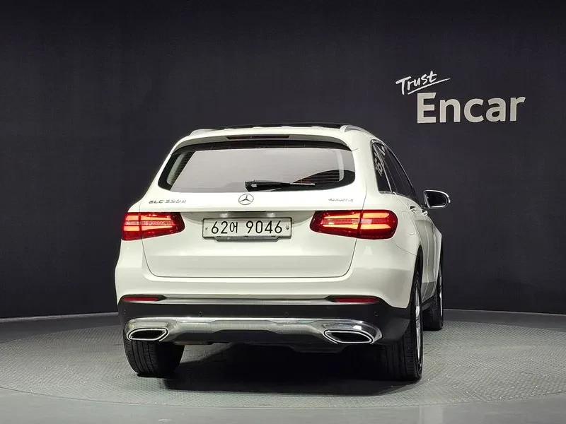 Mercedes-Benz GLC 220 4MATIC - САМО 30% АВАНС, снимка 4 - Автомобили и джипове - 56005611