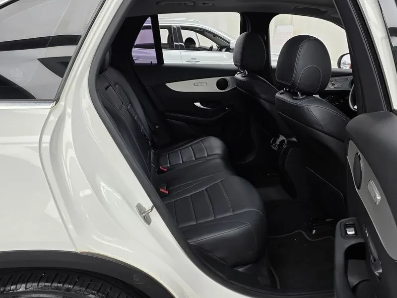Mercedes-Benz GLC 220 4MATIC - САМО 30% АВАНС, снимка 12 - Автомобили и джипове - 56005611