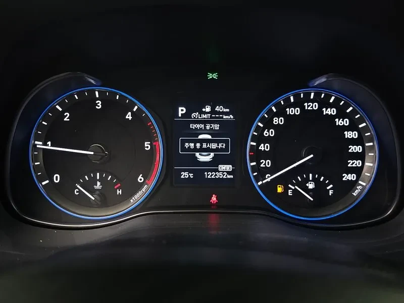 Hyundai Kona 1.6D - САМО 30% АВАНС, снимка 7 - Автомобили и джипове - 56028338