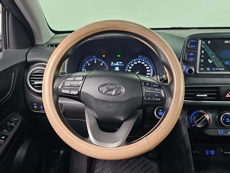 Hyundai Kona 1.6D - САМО 30% АВАНС, снимка 11 - Автомобили и джипове - 56028338