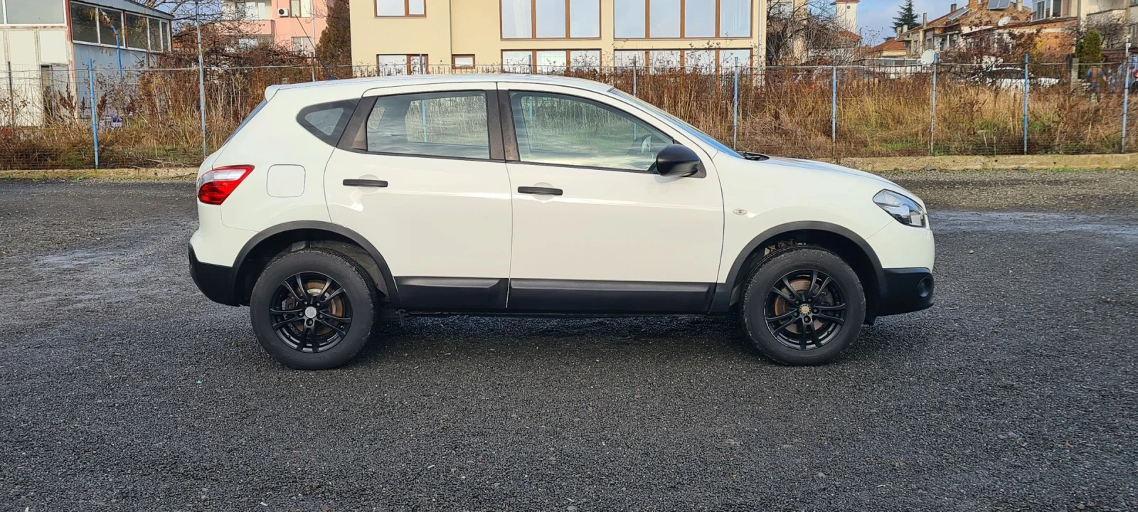 Nissan Qashqai 1.6  117ps - изображение 3