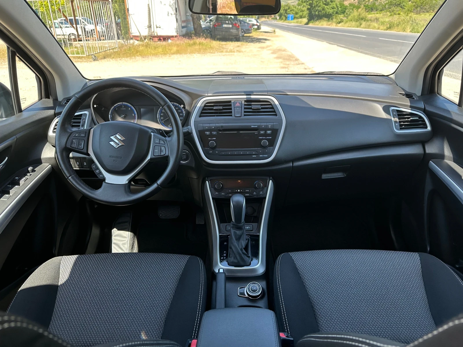 Suzuki SX4 S-Cross 1.6D 4WD All Grip EURO6B - изображение 9