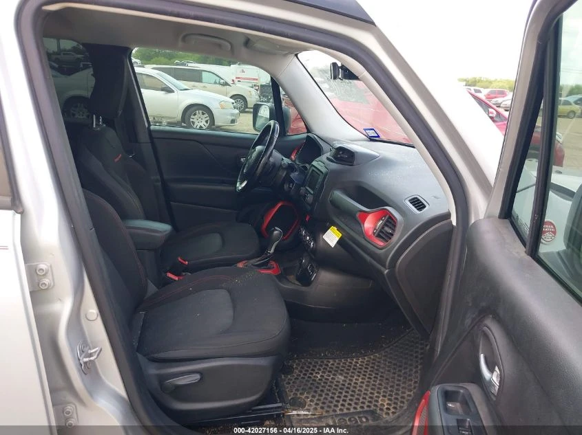 Jeep Renegade 2.4L I-4 VVT, 180HP 4X4 Drive - изображение 10