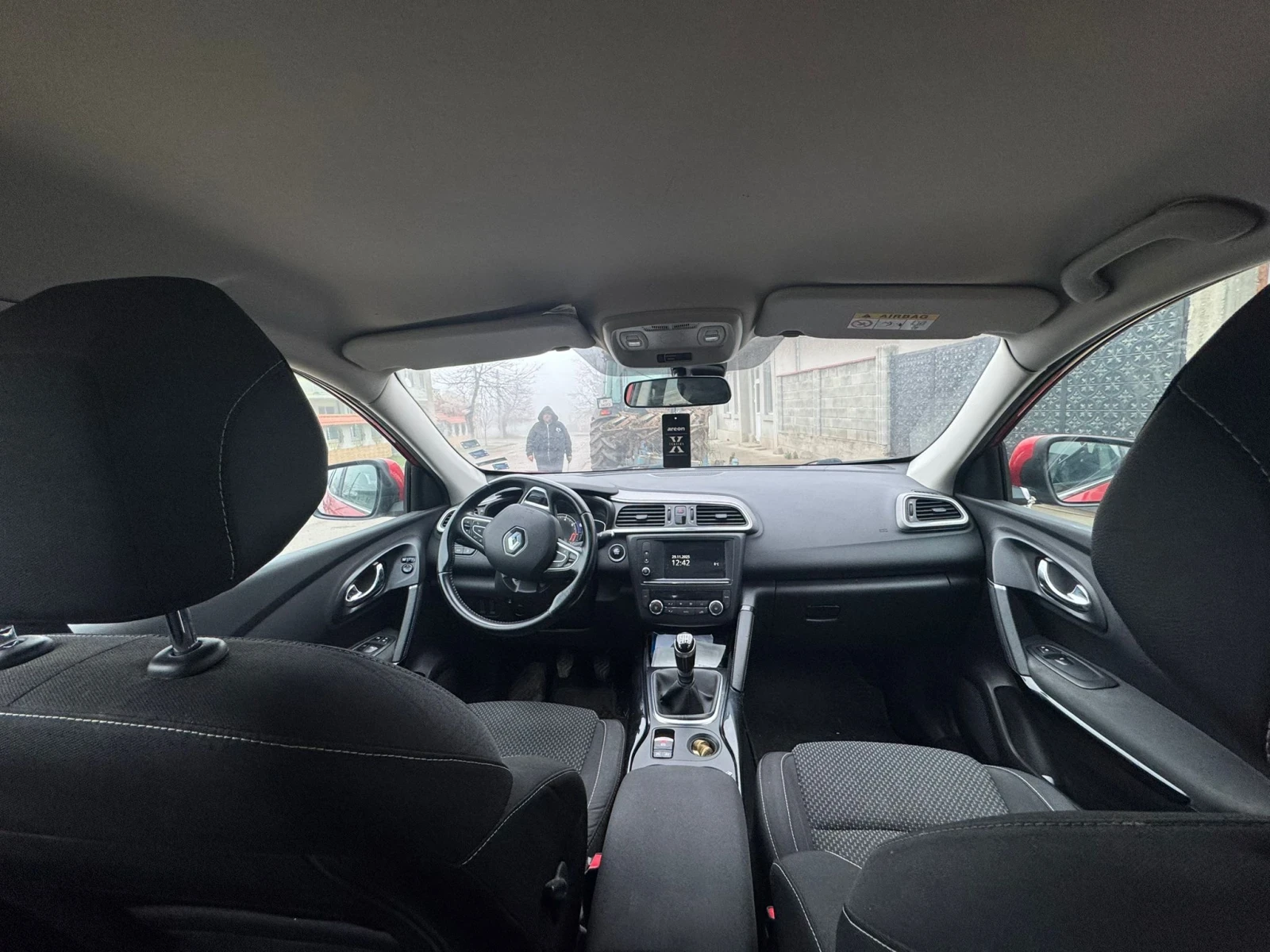 Renault Kadjar 1.2TCe - изображение 5