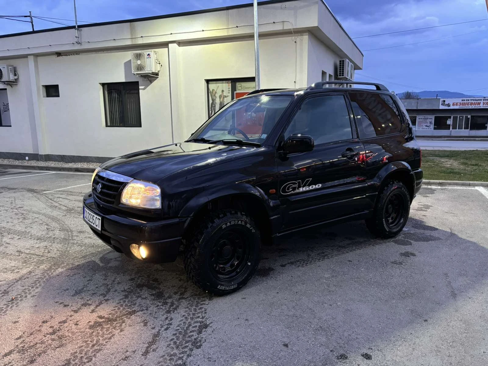 Suzuki Grand vitara, снимка 3 - Автомобили и джипове - 53980912