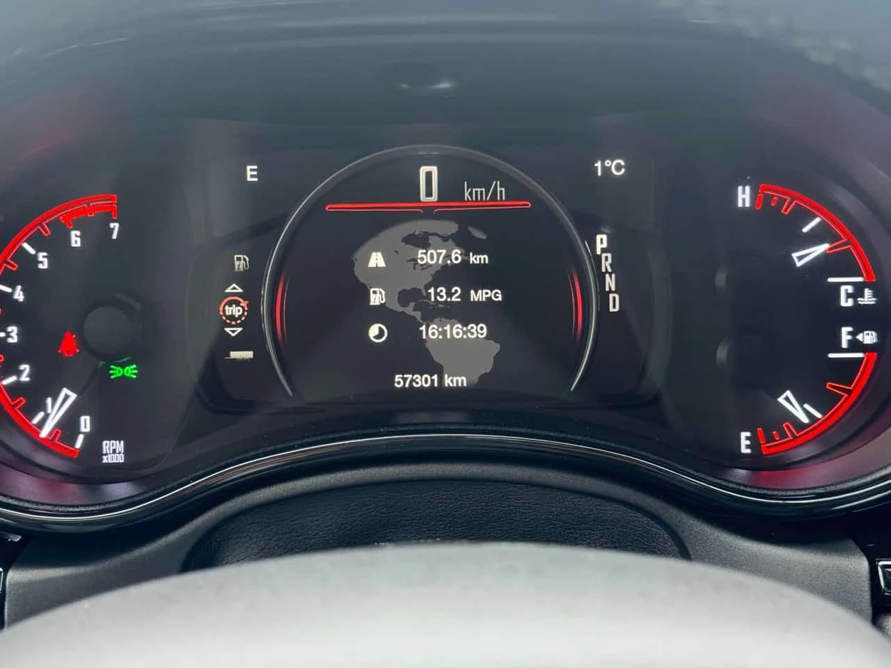 Dodge Durango * R/T AWD * PANO* KEYLESS* ПОДГРЕВ* , снимка 8 - Автомобили и джипове - 54195455