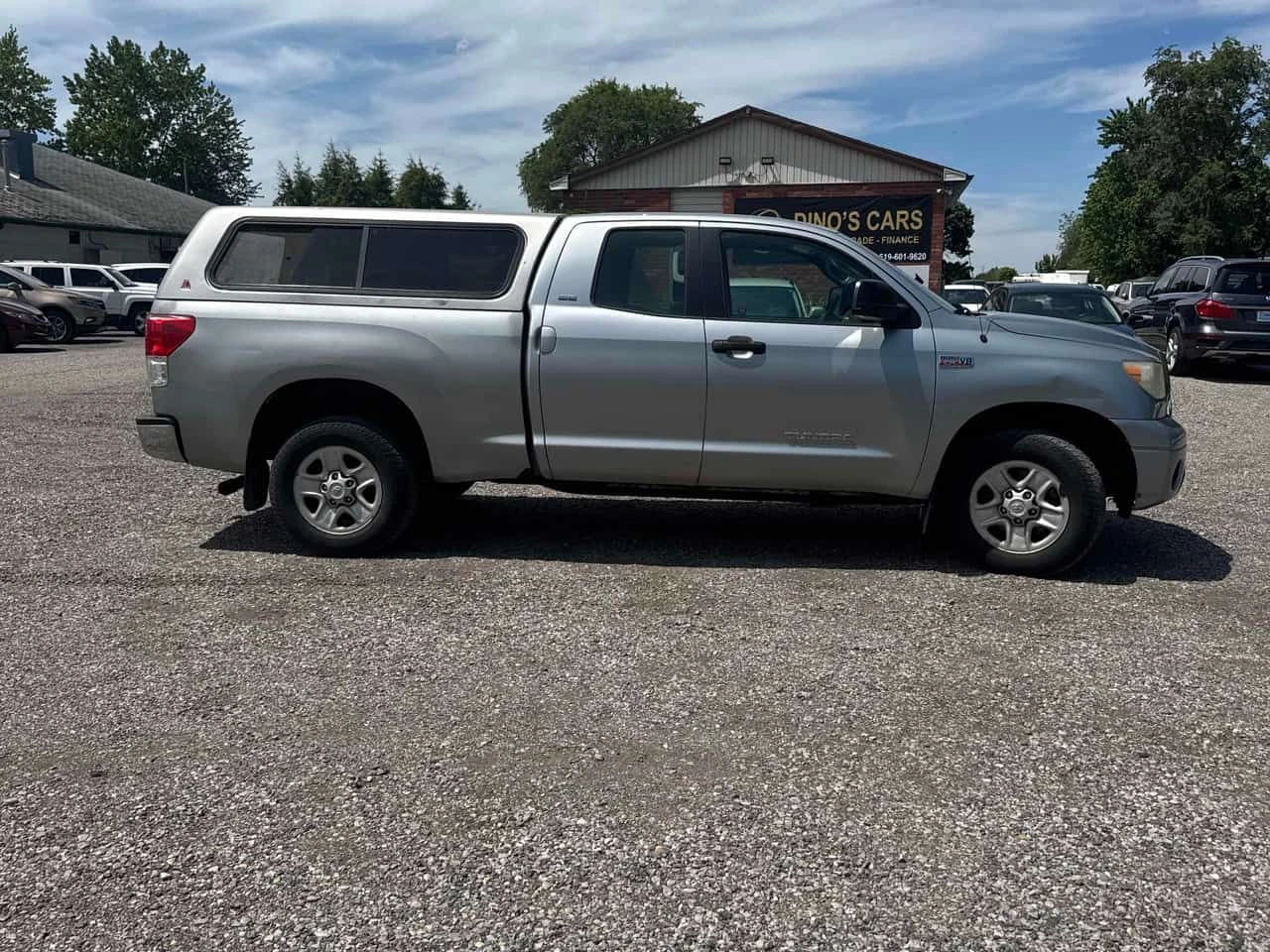 Toyota Tundra * SR5 * CARFAX * БЕЗ ПЪРВОНАЧАЛНА ВНОСКА, снимка 3 - Автомобили и джипове - 54837379