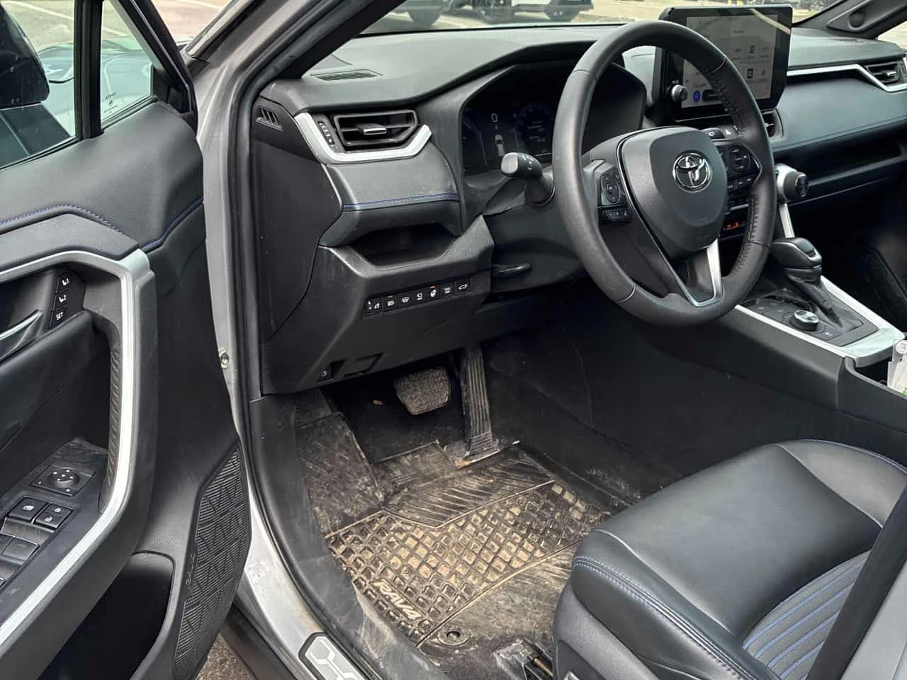 Toyota Rav4 Hybrid XSE| ОТ ГЛАВНО ПРЕДСТАВИТЕЛСТВО| CARFAX, снимка 9 - Автомобили и джипове - 54859741