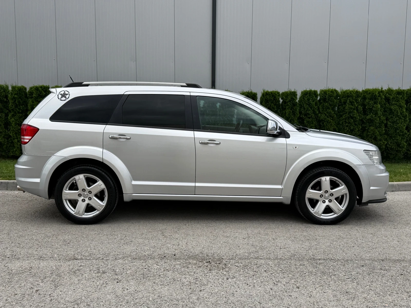 Dodge Journey 2.0 CRD | 140 К.с | NAVI | ИТАЛИЯ | КАМЕРА | , снимка 8 - Автомобили и джипове - 54892192