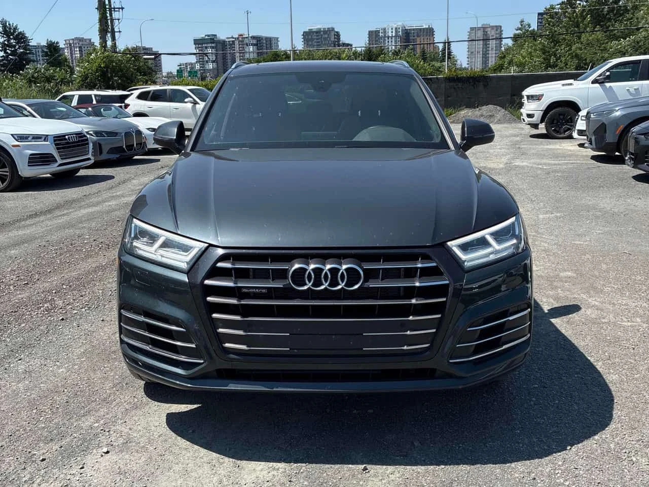 Audi Q5 * Progressiv * CARFAX * ЦЕНА ДО БГ, снимка 3 - Автомобили и джипове - 55292708
