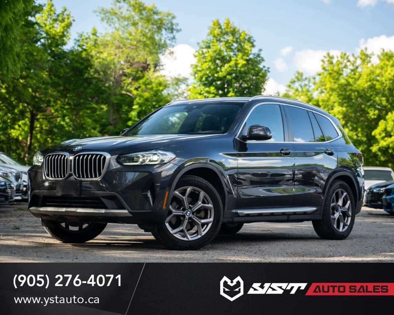 BMW X3 * 30i xDrive30i| NoAccident| Essential| Pano| BSM|