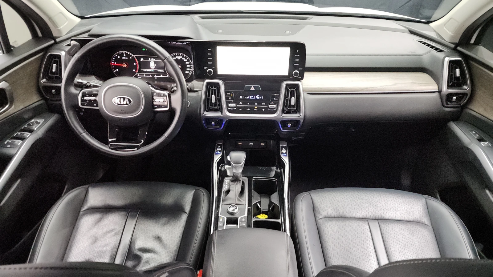 Kia Sorento 2.2* ЕЛ. БАГАЖНИК* ПОДГРЕВ ВОЛАН* КРАЙНА ЦЕНА, снимка 7 - Автомобили и джипове - 56025331