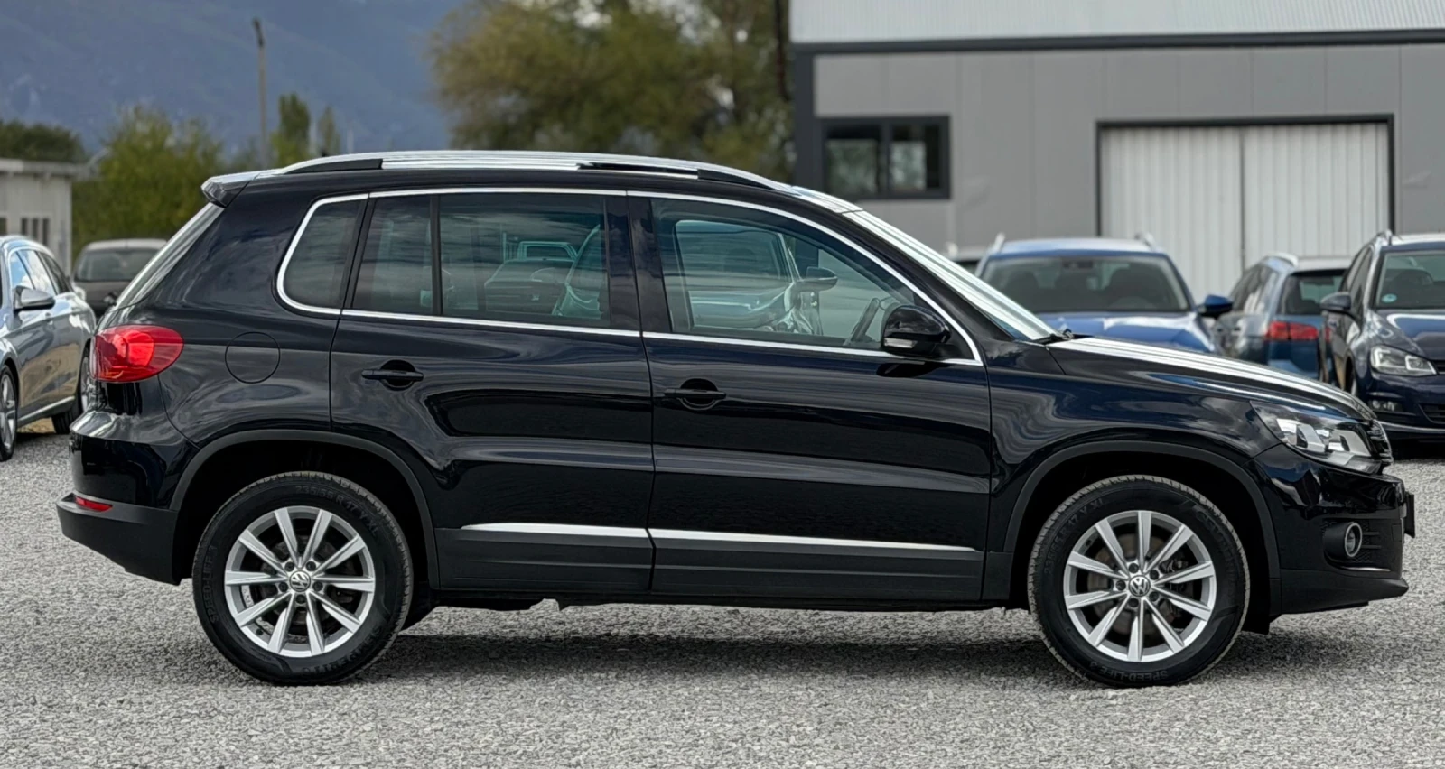 VW Tiguan 2.0TDi 140к.с 4-Motion Face-Lift Панорама, снимка 8 - Автомобили и джипове - 56191267