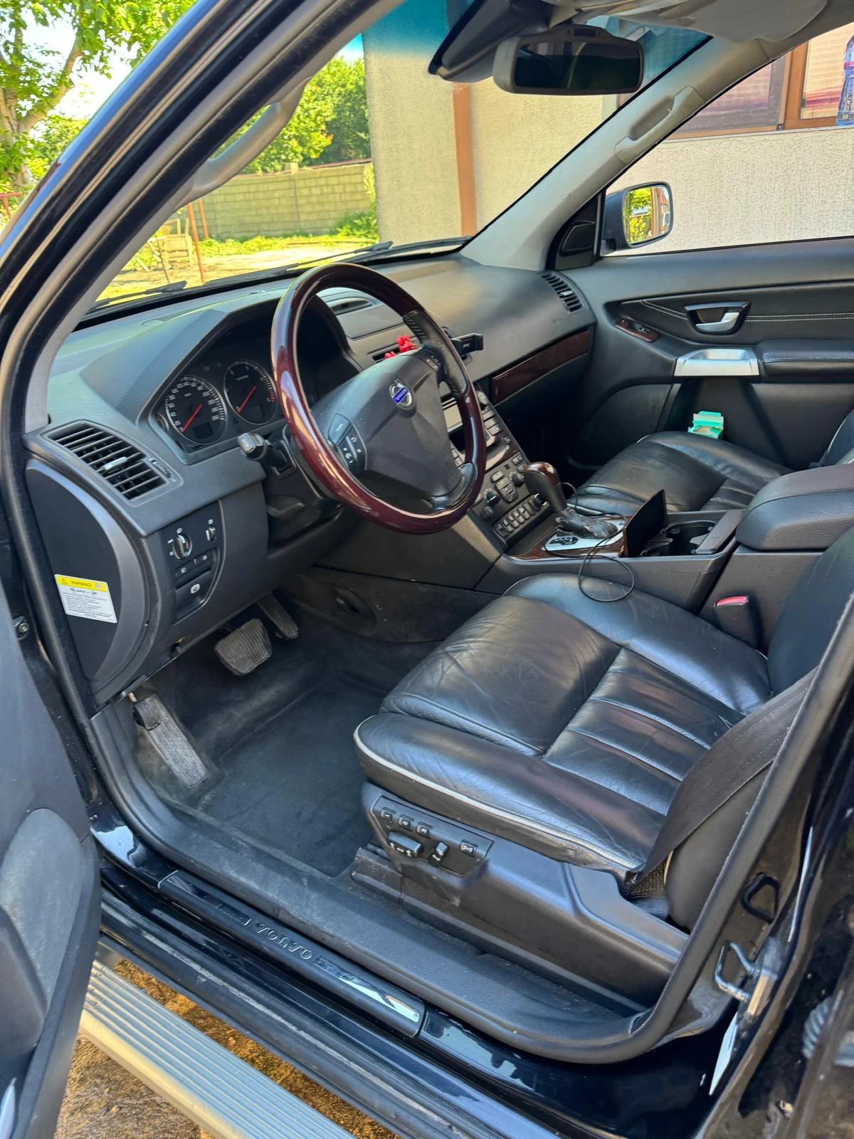 Volvo Xc90, снимка 3 - Автомобили и джипове - 56406367