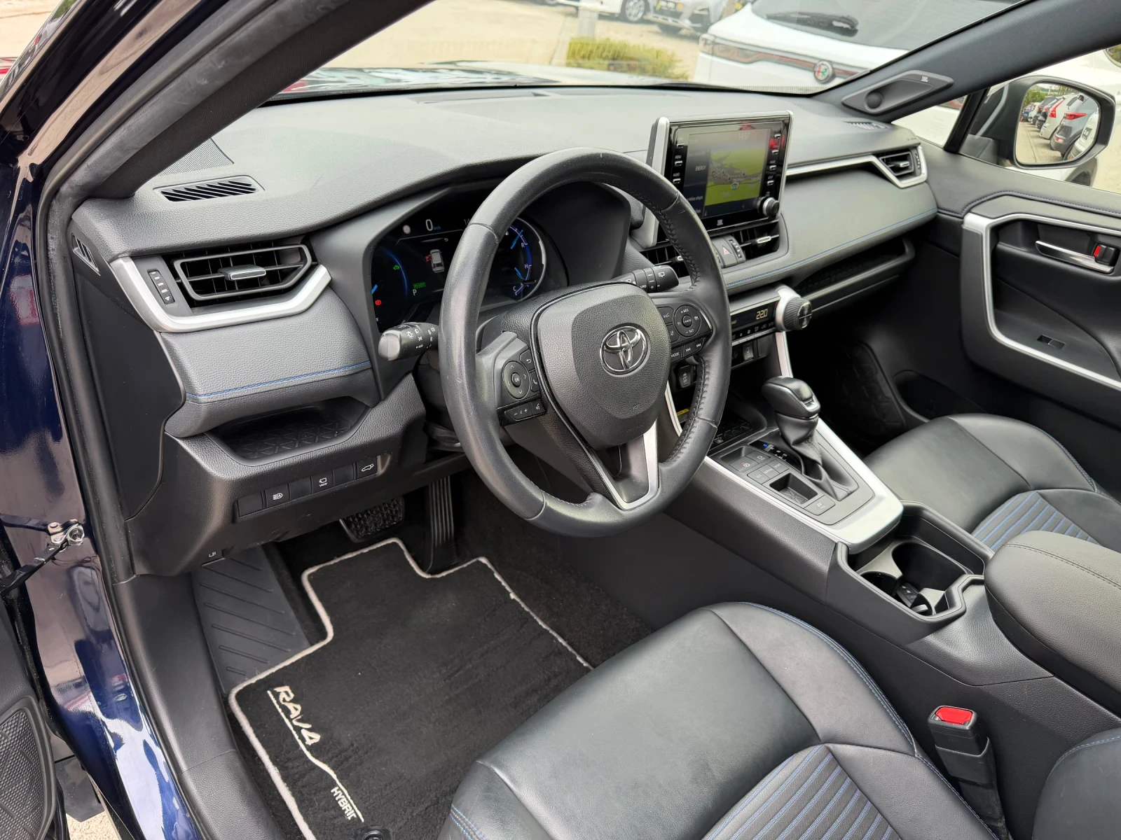 Toyota Rav4 2.5h 218�.� �������� Luxury  | Mobile.bg � ����������� 7