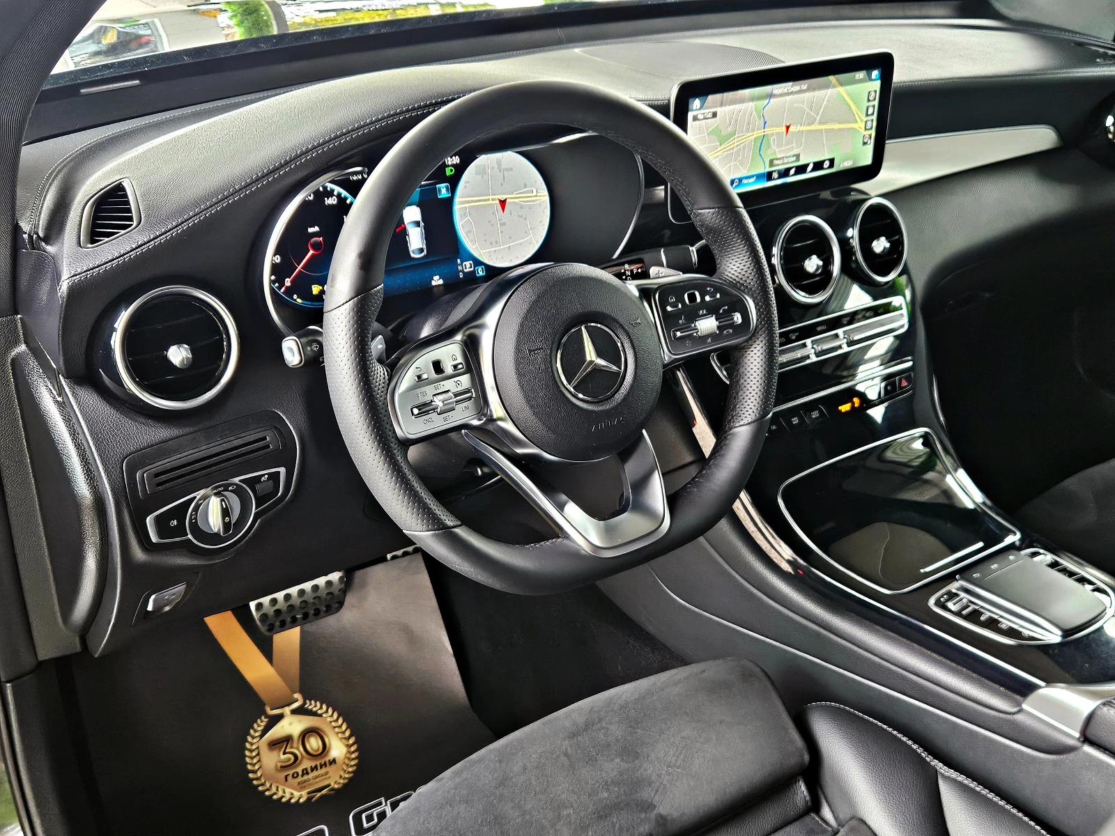 Mercedes-Benz GLC Coupe 300AMG/VIRTUAL/DISTR/CAMERA/CAR PLAY/AIRMAT/LIZING | Mobile.bg � ����������� 11