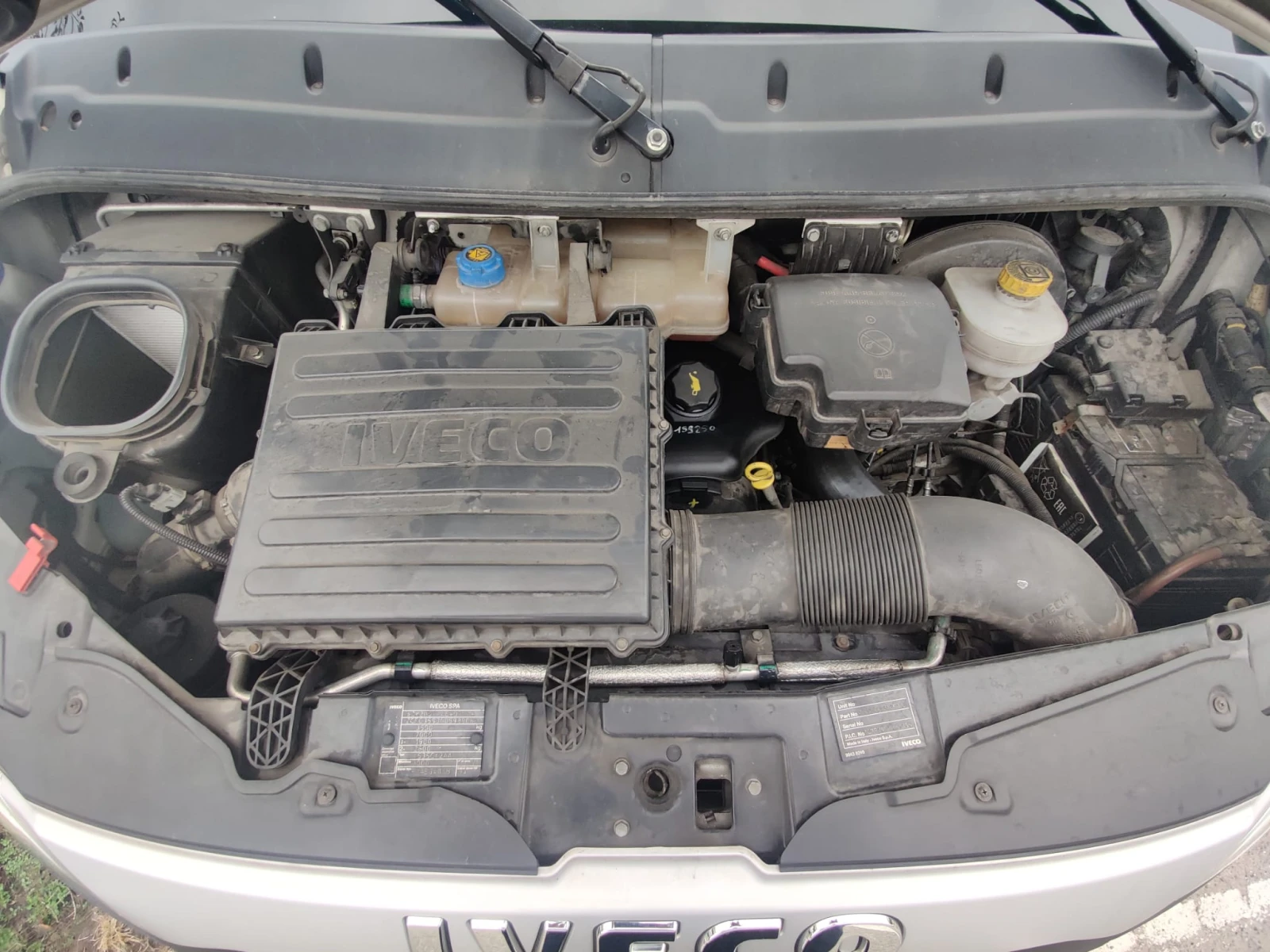 Iveco Daily 35c13, снимка 9 - Камиони - 55532459