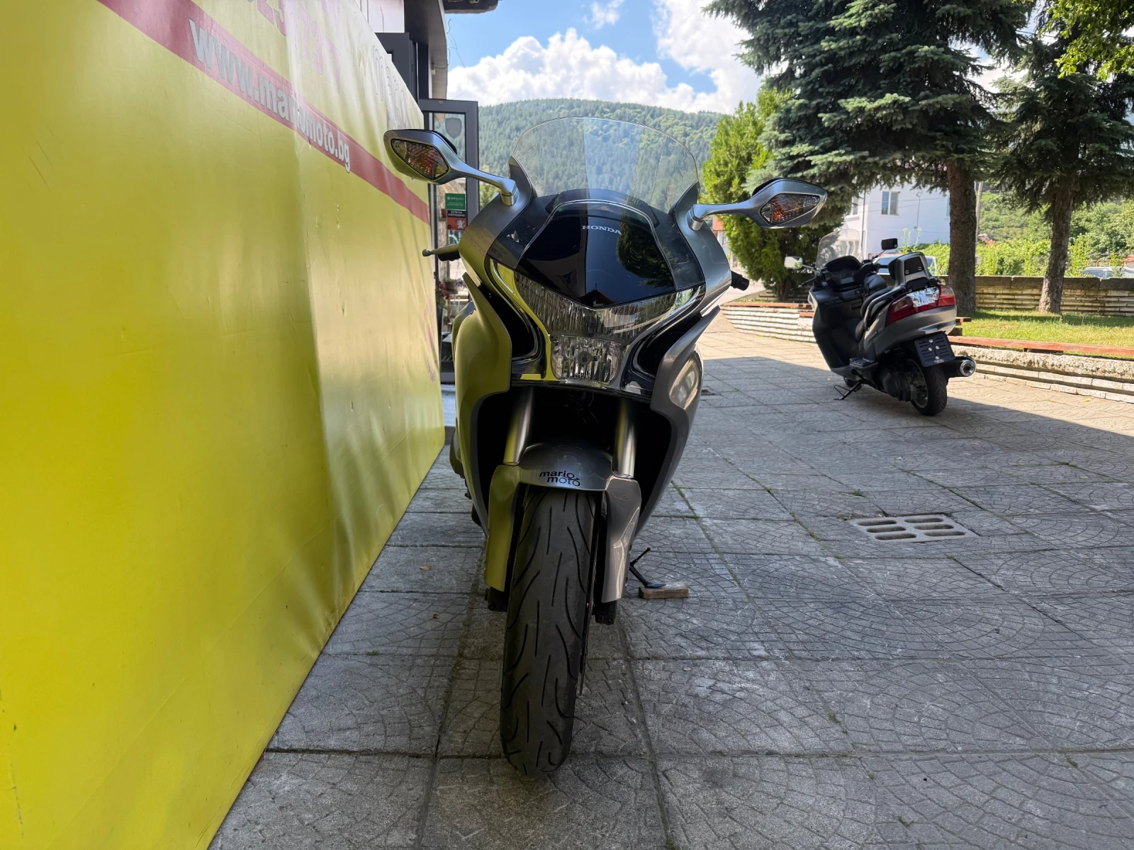 Honda Vfr 1200F DCT ABS, снимка 9 - Мотоциклети и мототехника - 54854671