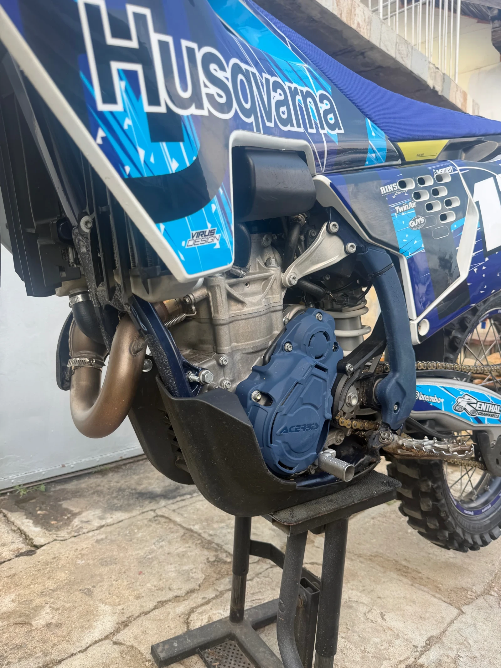 Husqvarna FC 350 СТАРТЕР/РЕЖИМИ/ТРАКШЪН И ЛЪНЧ КОНТРОЛ , снимка 10 - Мотоциклети и мототехника - 55345004
