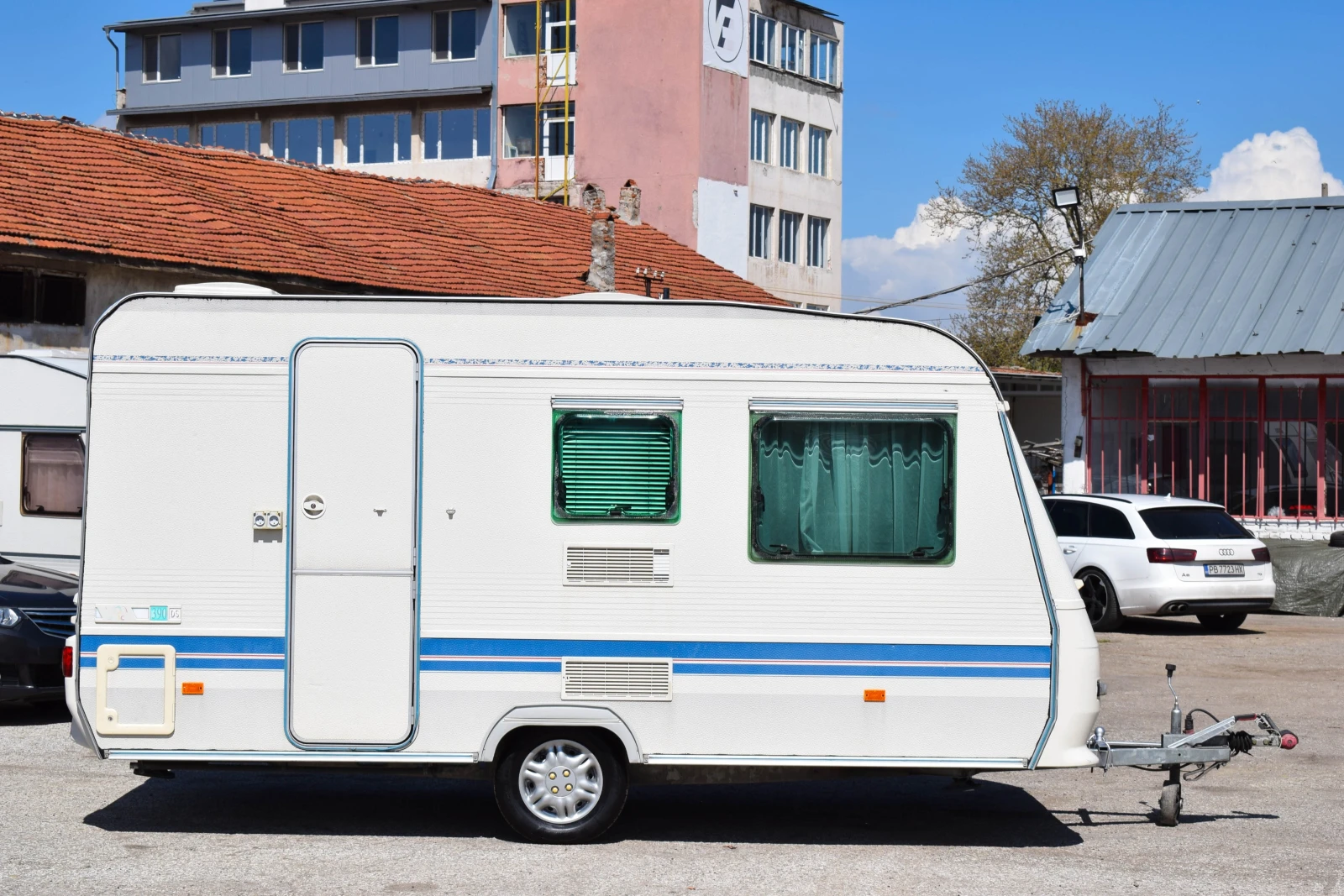 Каравана Adria UNIKA 390 DS/675кг+ ФОРСЕЛТ - изображение 2