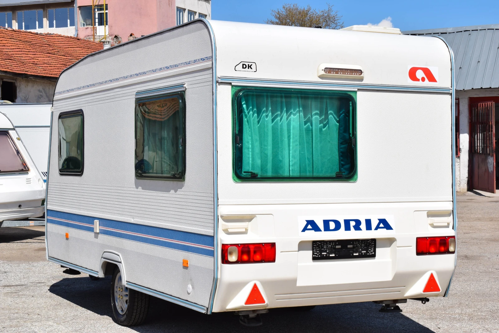Каравана Adria UNIKA 390 DS/675кг+ ФОРСЕЛТ - изображение 4