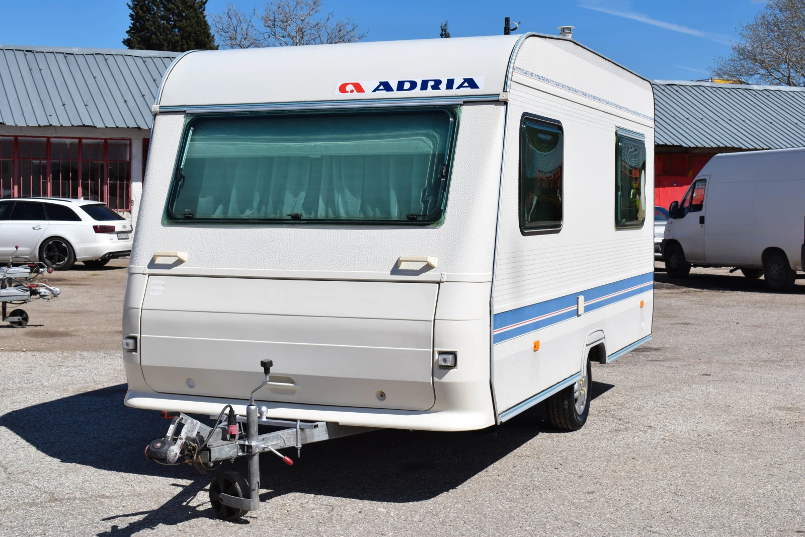 Каравана Adria UNIKA 390 DS/675кг+ ФОРСЕЛТ - изображение 6