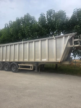 Полуремарке Benalu 46м3, снимка 1