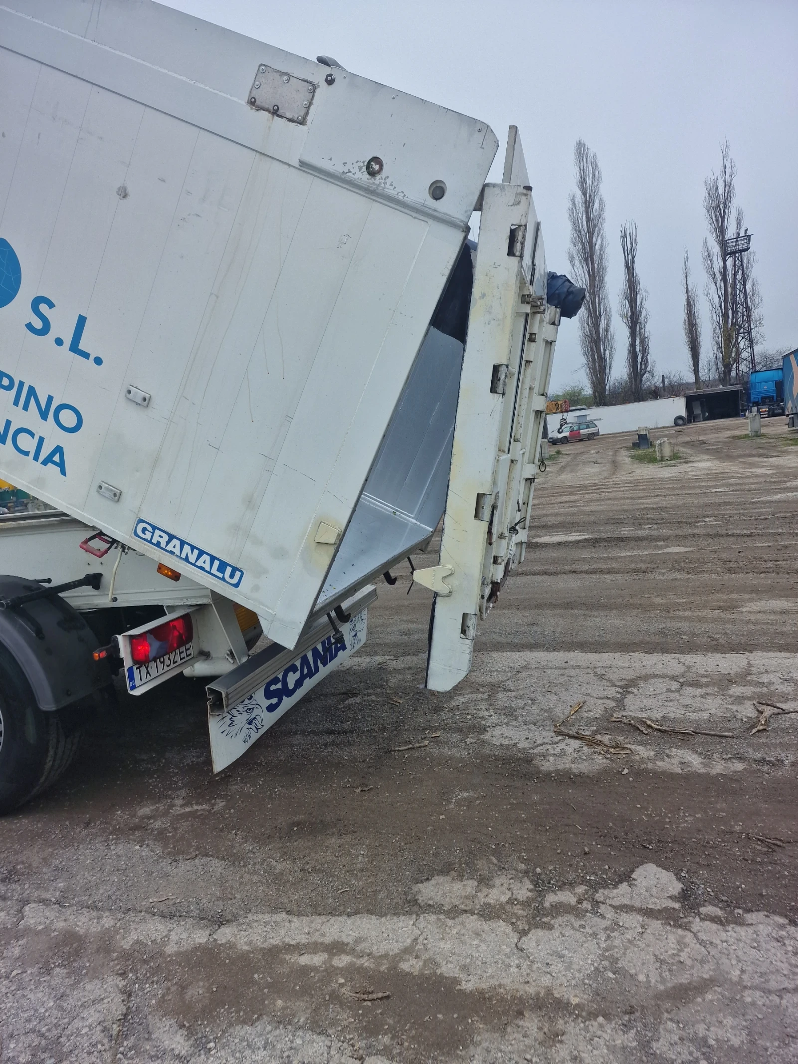 Полуремарке Benalu Granalu , снимка 5 - Ремаркета - 54309912