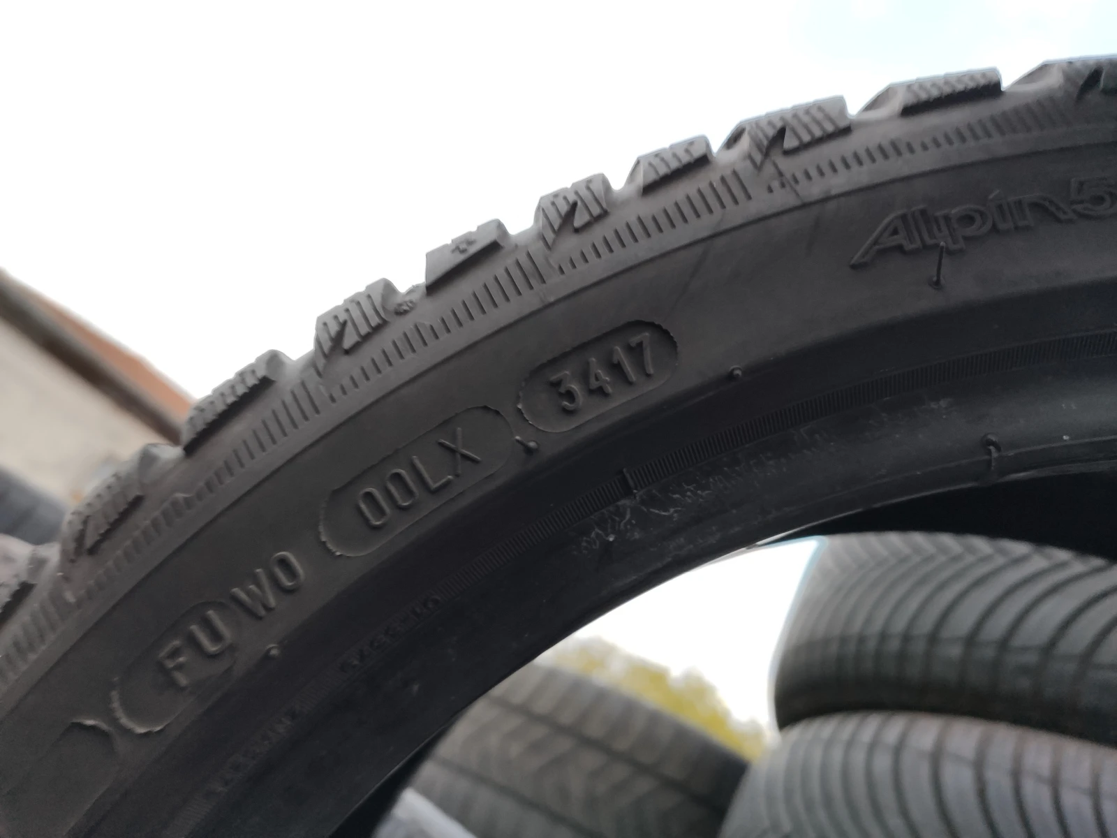 ���� 215/40R17 | Mobile.bg � ����������� 10