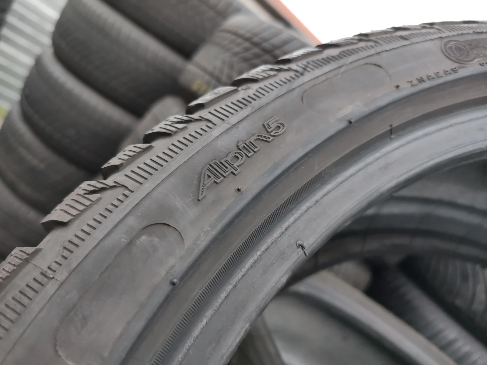 ���� 215/40R17 | Mobile.bg � ����������� 9