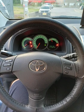 Toyota Corolla verso 1.8, снимка 9