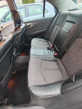 Mercedes-Benz E 220, снимка 13