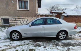Mercedes-Benz E 220, снимка 6