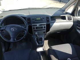 Toyota Corolla verso, снимка 7 - Автомобили и джипове - 45465865